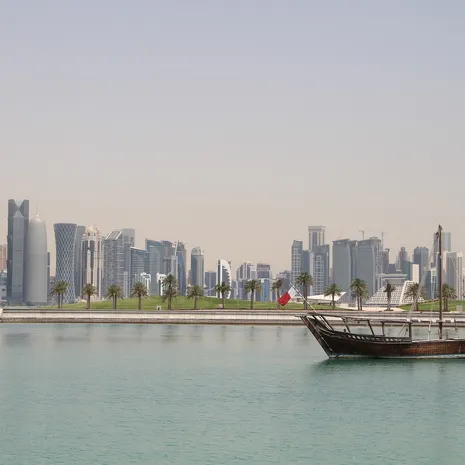 Skyline Qatar vanaf het water