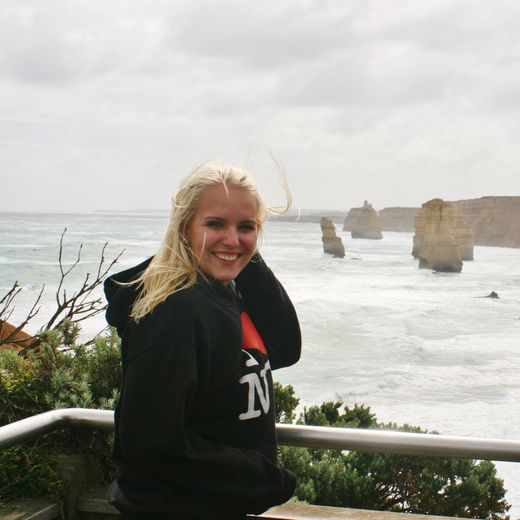 Lisanne bij de Twelve Apostels, Australië