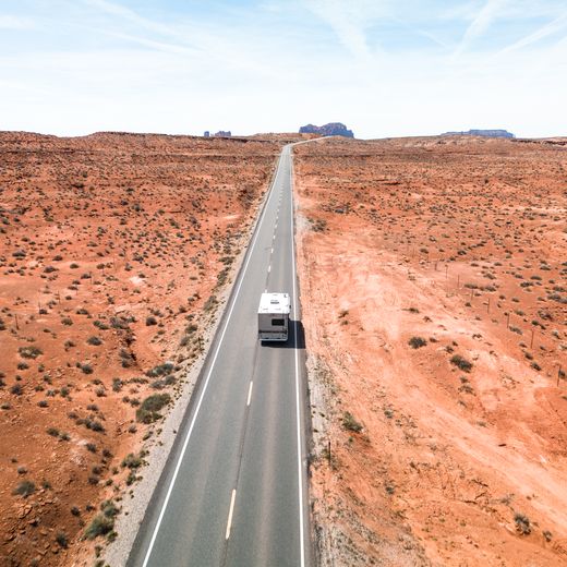 El_Monte_sfeerbeelden_camper_Death_Valley_Utah_2