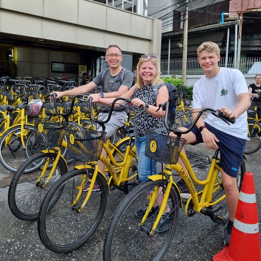 Fietstour door Bangkok met de familie