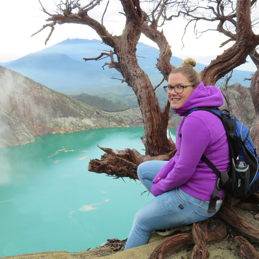 Genieten van het uitzicht op de Ijen