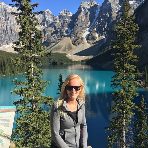 Collega lisanne bij moraine lake