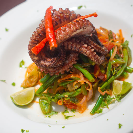 Verse vis bij het eten op Zanzibar